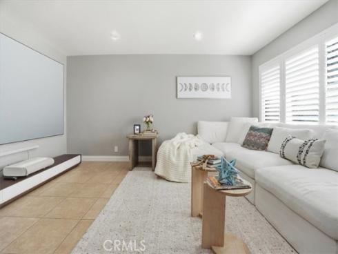 101 W Riverdale  9 , Orange, CA