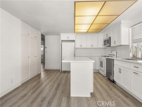 2035 E Orangeview Lane, Orange, CA