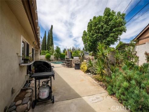 590 N Espanita  , Orange, CA