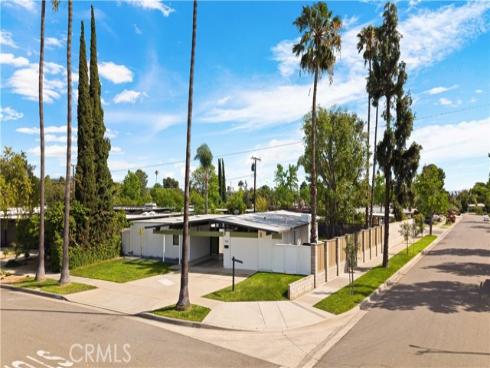 3730 E Casselle Avenue, Orange, CA