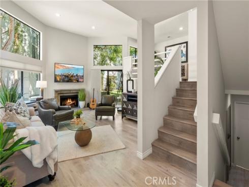 152 N Singingwood  , Orange, CA