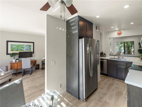 152 N Singingwood  , Orange, CA