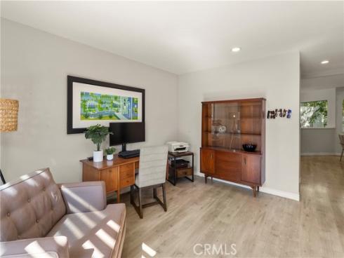 152 N Singingwood  , Orange, CA