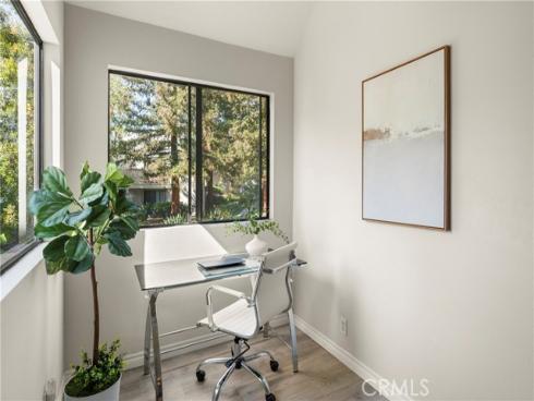 152 N Singingwood  , Orange, CA