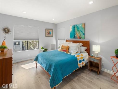 152 N Singingwood  , Orange, CA