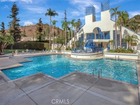 152 N Singingwood  , Orange, CA