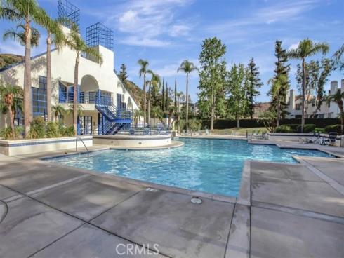 152 N Singingwood  , Orange, CA