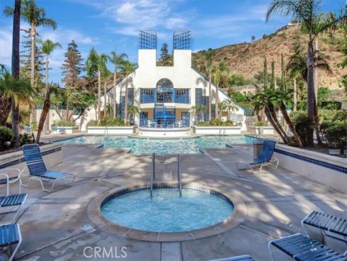 152 N Singingwood  , Orange, CA