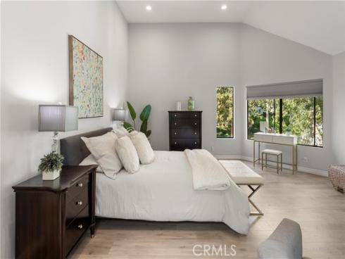 152 N Singingwood 11 Street, Orange, CA