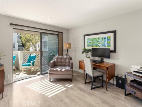 152 N Singingwood 11 Street, Orange, CA