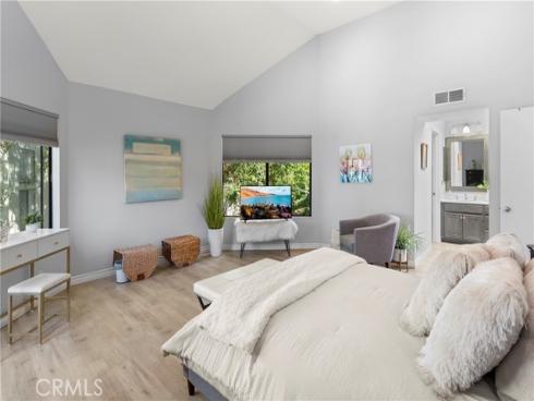 152 N Singingwood 11 Street, Orange, CA