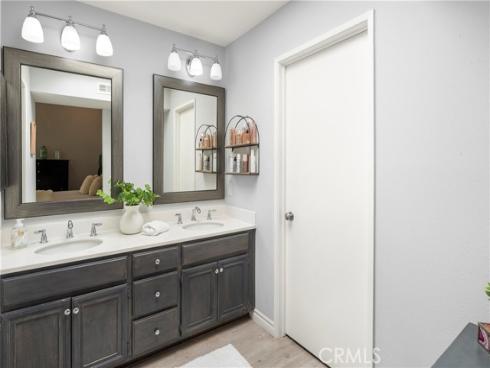 152 N Singingwood 11 Street, Orange, CA