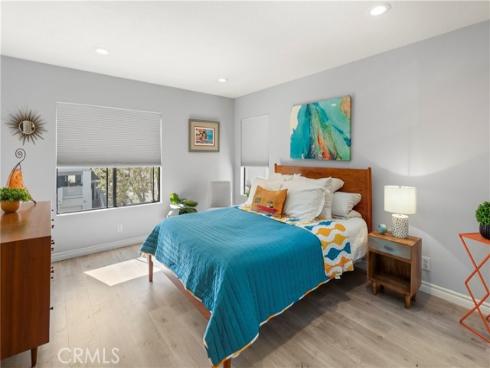 152 N Singingwood 11 Street, Orange, CA