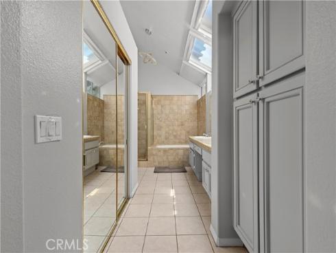 6807 E Pinnacle Pointe , Orange, CA