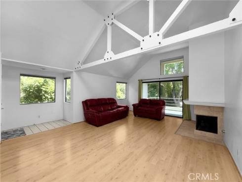 5744 E Creekside  9 , Orange, CA