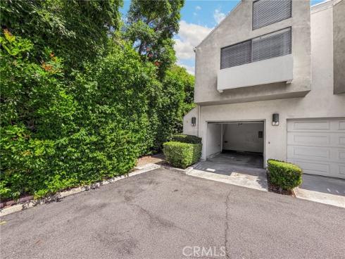 5744 E Creekside  9 , Orange, CA