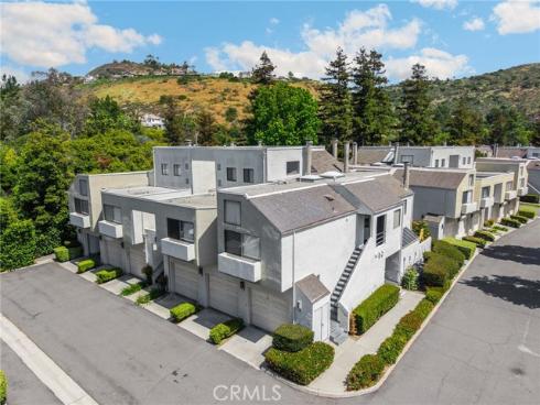 5744 E Creekside  9 , Orange, CA