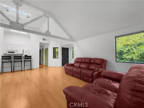 5744 E Creekside  9 , Orange, CA