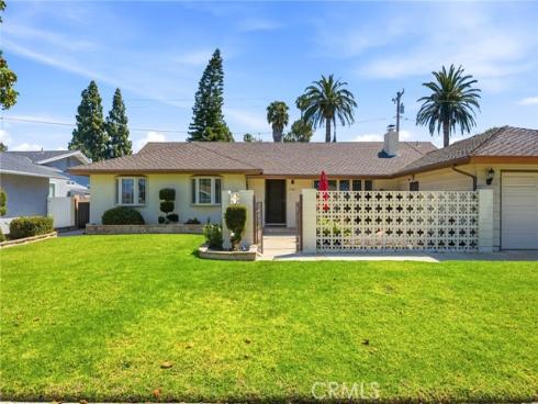 1841 N Lincoln  , Orange, CA