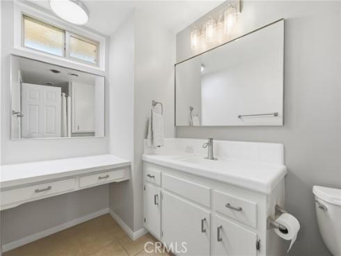 1841 N Lincoln  , Orange, CA