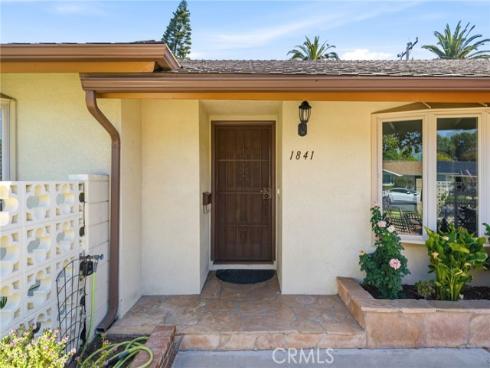1841 N Lincoln  , Orange, CA