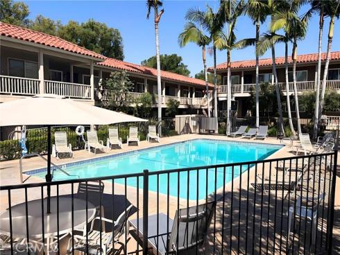 555 S La Veta Park  234 , Orange, CA