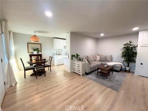 555 S La Veta Park  234 , Orange, CA