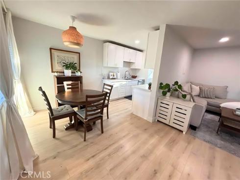 555 S La Veta Park  234 , Orange, CA