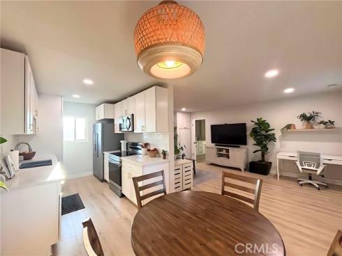 555 S La Veta Park  234 , Orange, CA