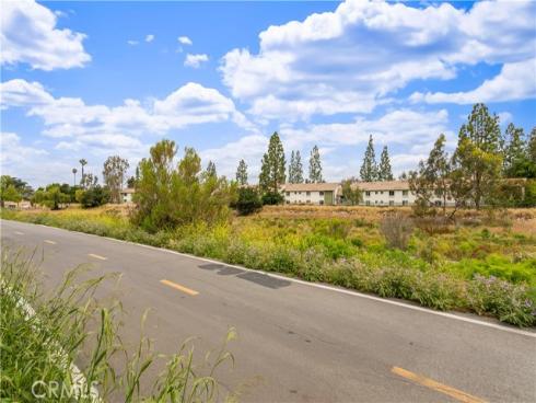 700 E Lake  27  Drive, Orange, CA