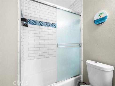 700 W La Veta  , Orange, CA