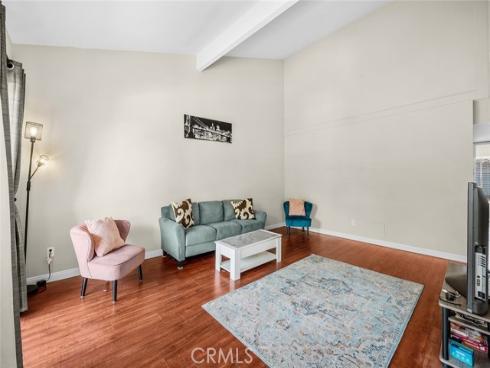 700 W La Veta  , Orange, CA