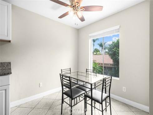 700 W La Veta  , Orange, CA