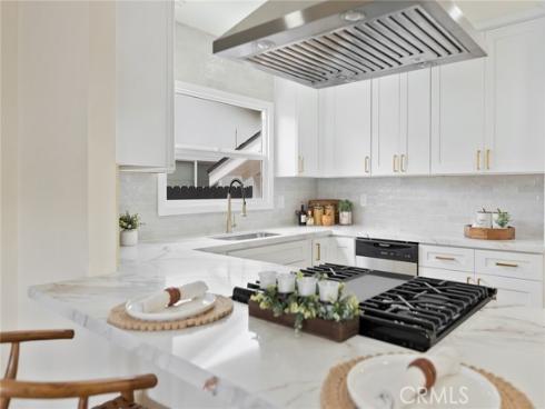 1612 E Palmyra  , Orange, CA