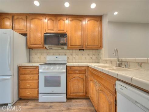 700 E Lake  7  Drive, Orange, CA