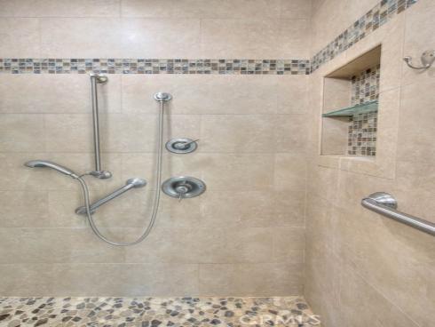 700 E Lake  7  Drive, Orange, CA