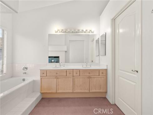 522 N Pageant  , Orange, CA