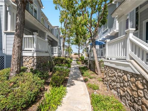 522 N Pageant  , Orange, CA