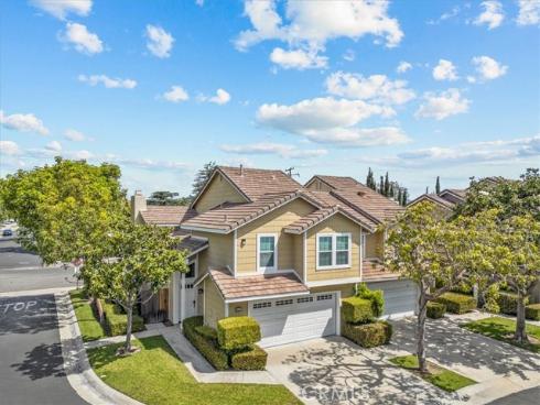 2720 E Walnut  81  Avenue, Orange, CA