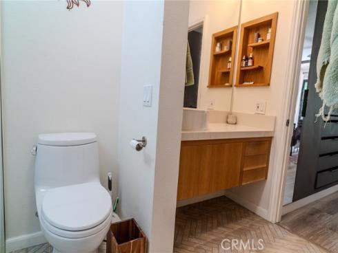 700 E Lake  57 , Orange, CA