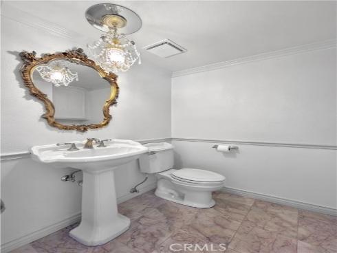 1571 N Santiago   Boulevard, Orange, CA