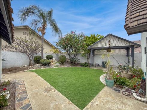 1571 N Santiago   Boulevard, Orange, CA