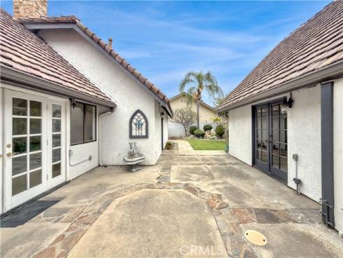 1571 N Santiago   Boulevard, Orange, CA