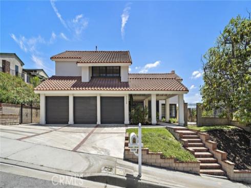 3438 E. Meadowridge