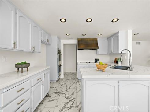 3438 E Meadowridge , Orange, CA