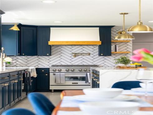 608 E Collins Avenue, Orange, CA