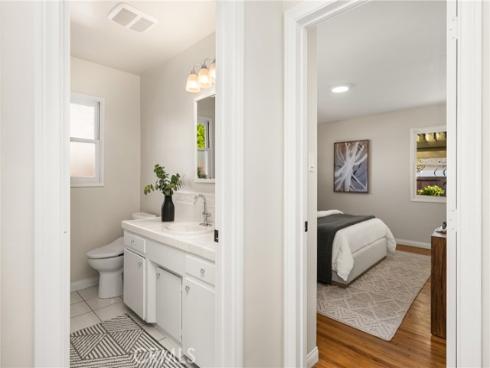 1306 E Rose Avenue, Orange, CA