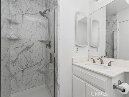 245 N North Singingwood Street 14 , Orange, CA