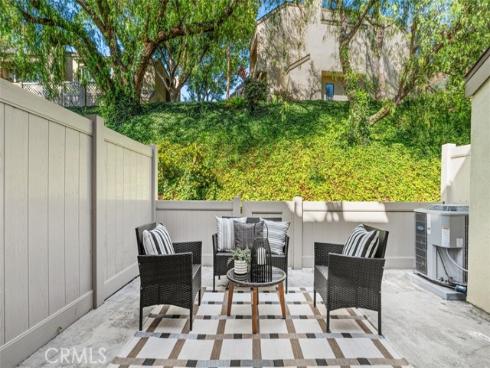 245 N North Singingwood Street 14 , Orange, CA