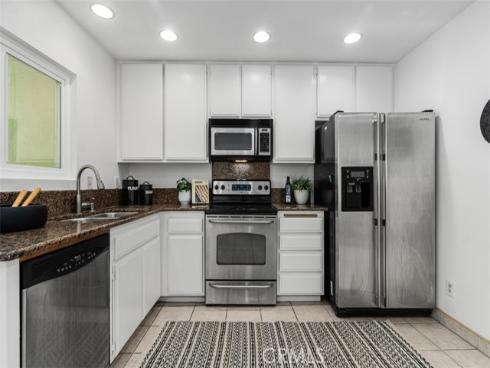 245 N North Singingwood Street 14 , Orange, CA